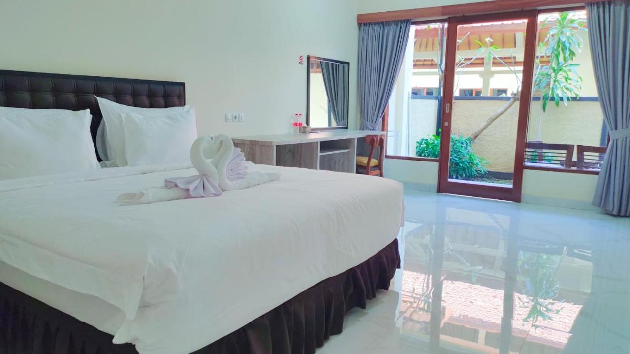 The Laviana Hotel โลวินา ภายนอก รูปภาพ