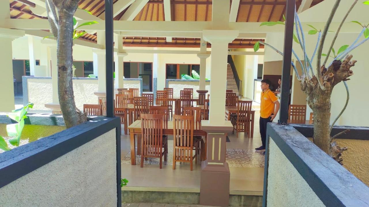 The Laviana Hotel โลวินา ภายนอก รูปภาพ