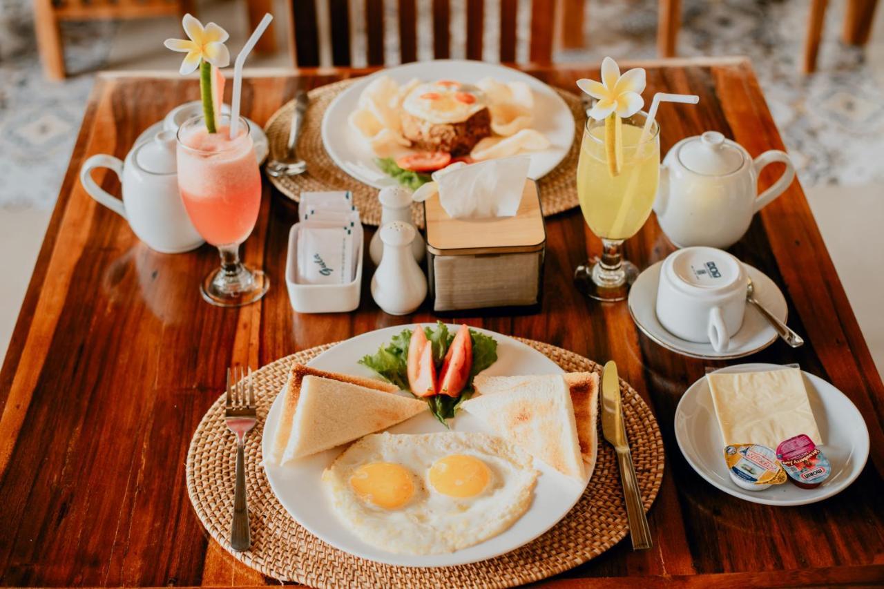 The Laviana Hotel โลวินา ภายนอก รูปภาพ